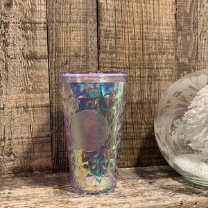 2023 Starbucks 16 oz opalescent prism cold cup. NWT. Great gift!